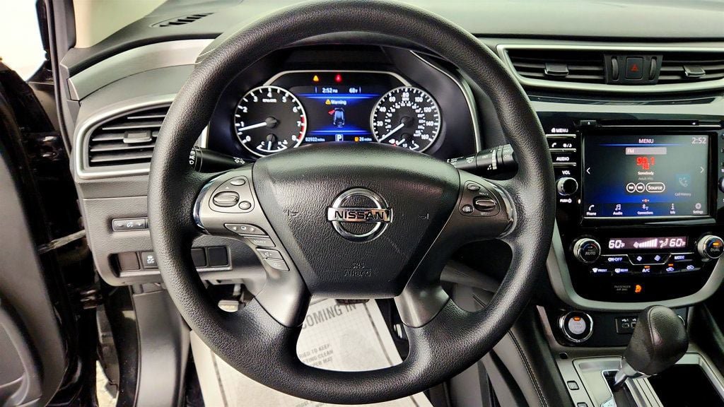 Used 2019 Nissan Murano S AWD/4WD image 13
