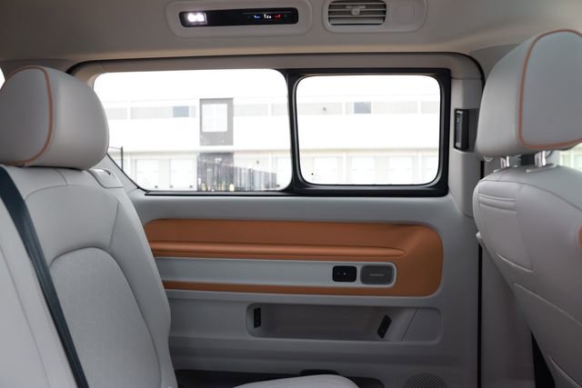 Used 2025 Volkswagen ID. Buzz 1st Edition RWD image 55