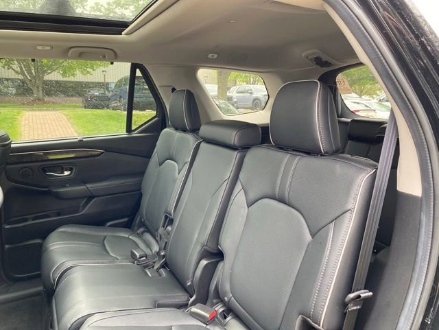 Used 2024 Honda Pilot Elite image 16