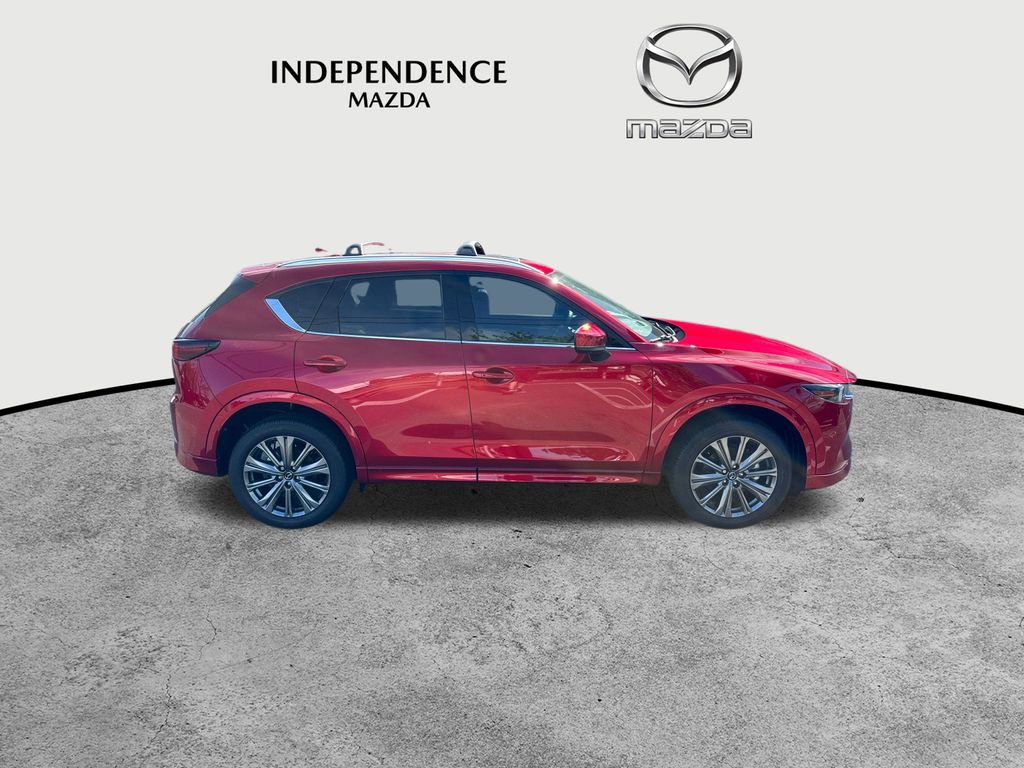 New 2025 MAZDA CX-5 Signature image 2