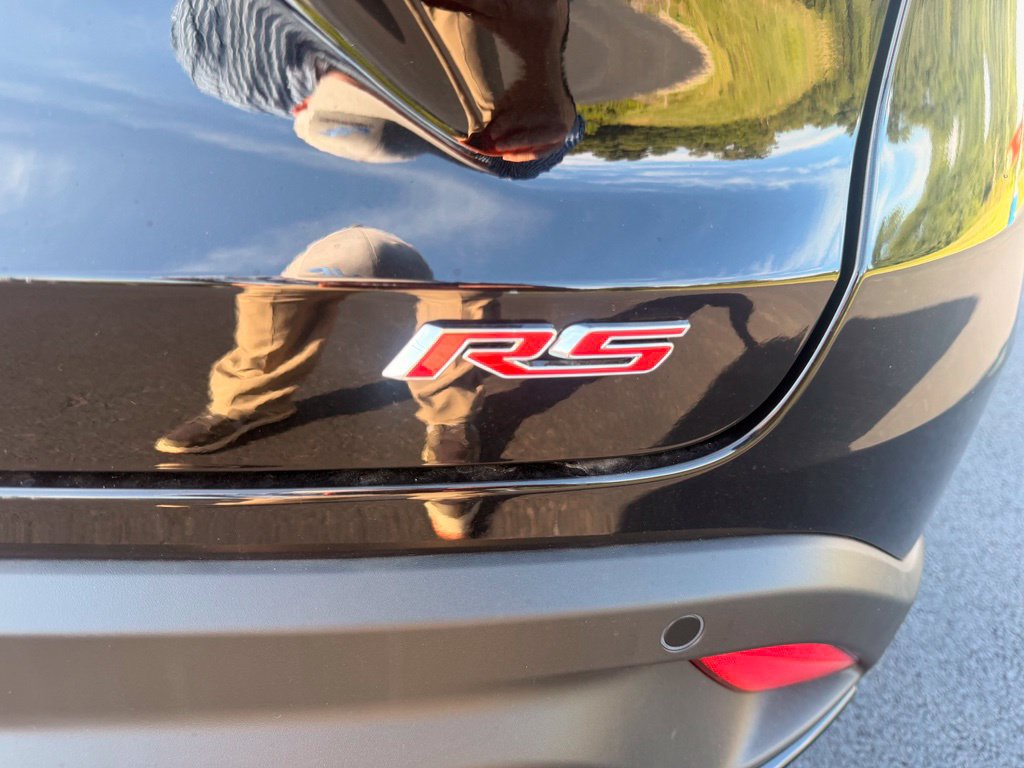 New 2026 Chevrolet Trax RS w/ Sunroof Package FWD image 35