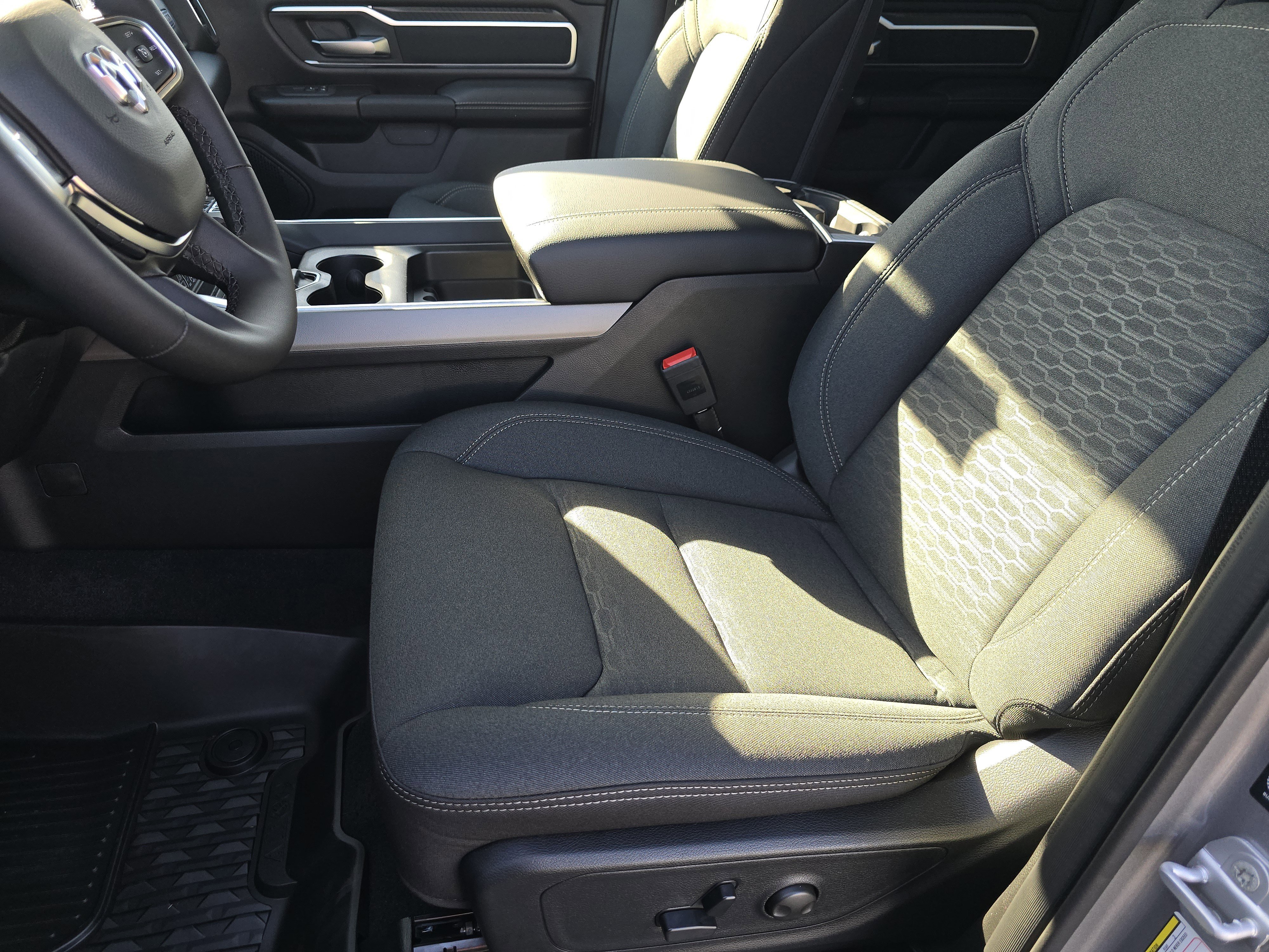 New 2026 RAM 1500 Big Horn AWD/4WD image 26