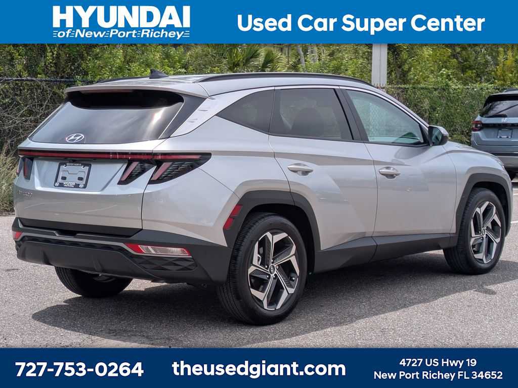 Certified 2024 Hyundai Tucson SEL w/ Convenience Package FWD image 5