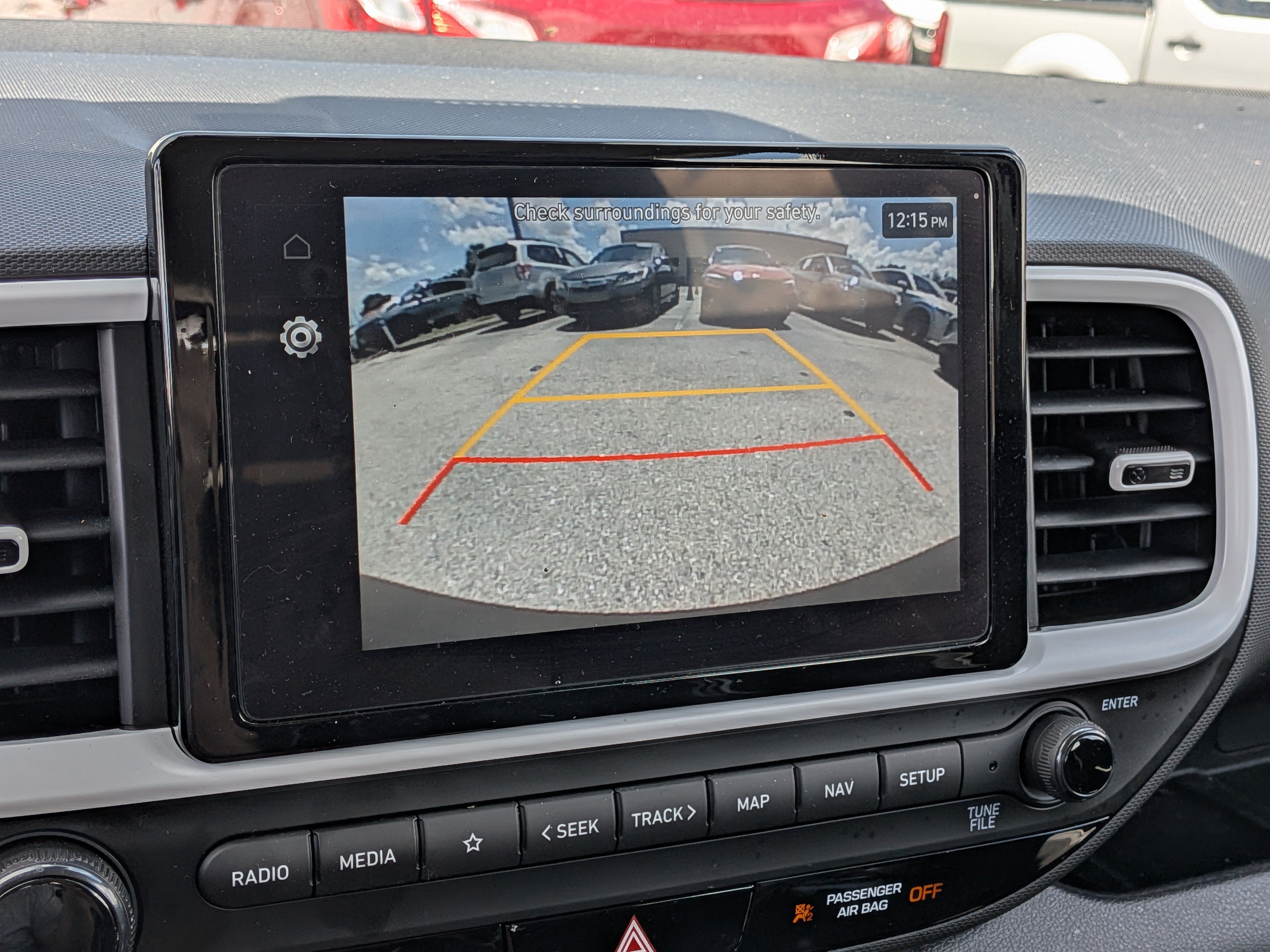 Used 2025 Hyundai Venue Limited FWD image 32