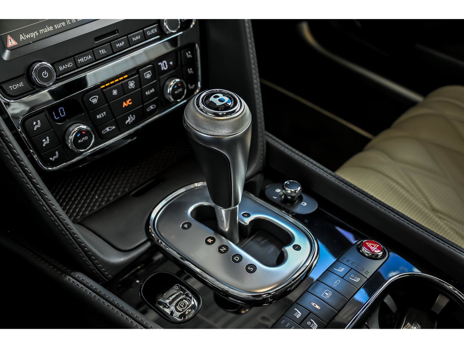 Used 2014 Bentley Flying Spur W12 AWD/4WD image 23