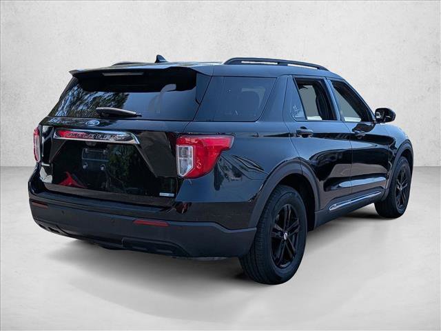 Used 2020 Ford Explorer XLT AWD/4WD image 6