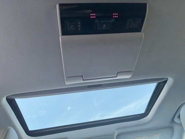 Used 2020 Chevrolet Tahoe LT image 32