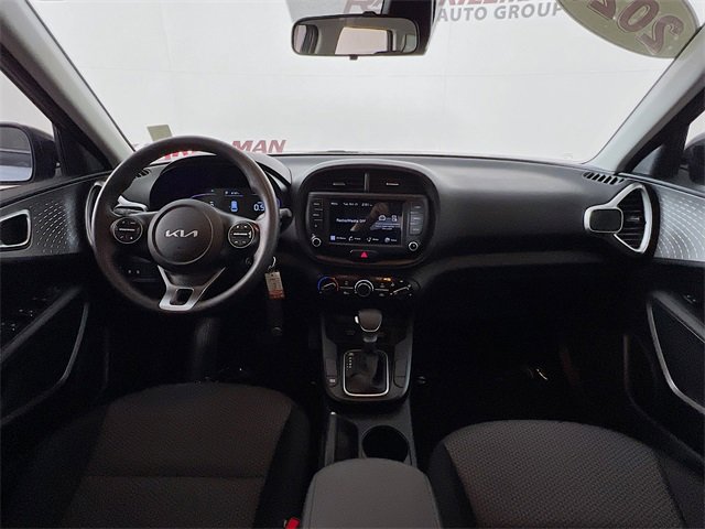 Used 2023 Kia Soul LX image 22