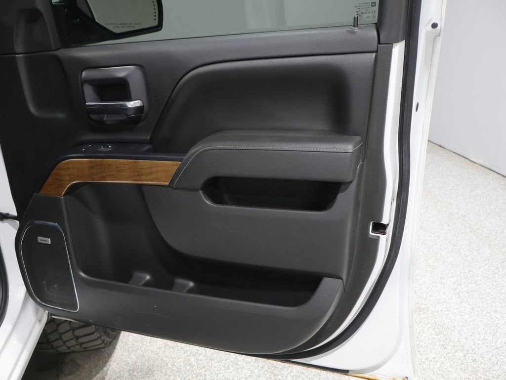 Used 2015 Chevrolet Silverado 1500 LTZ w/ LTZ Plus Package image 24