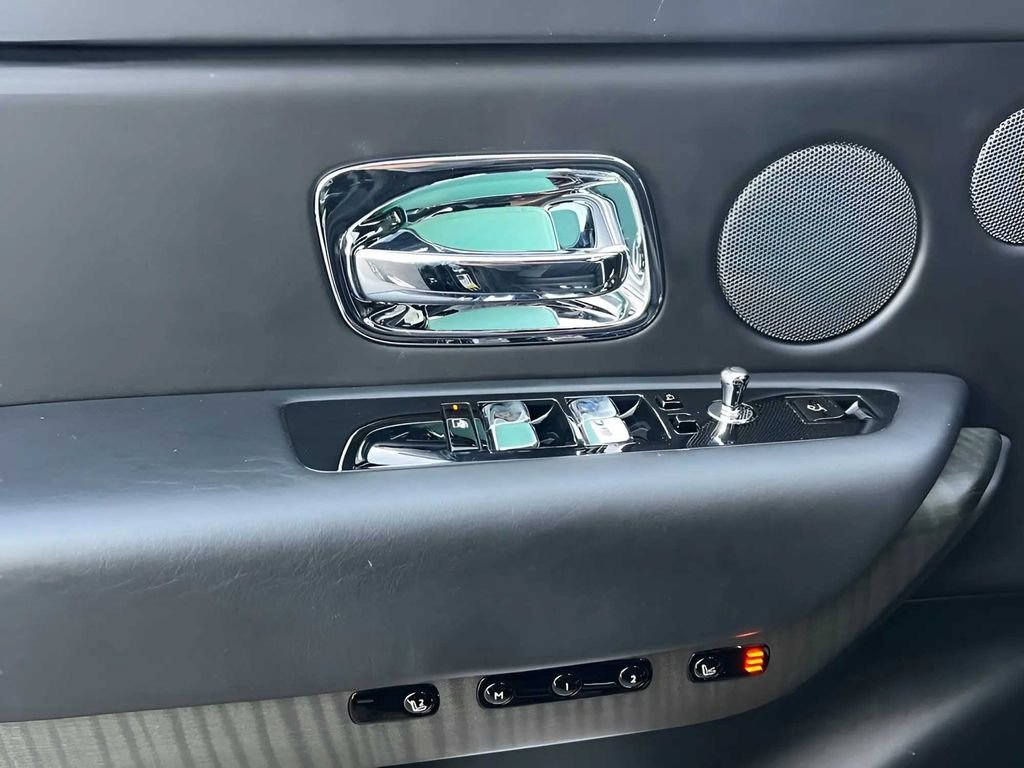 Certified 2021 Rolls-Royce Cullinan image 7