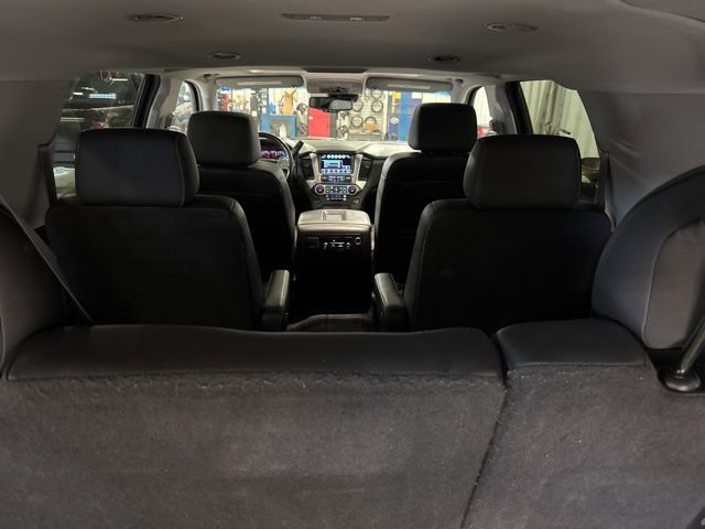 Used 2019 Chevrolet Suburban LT image 12
