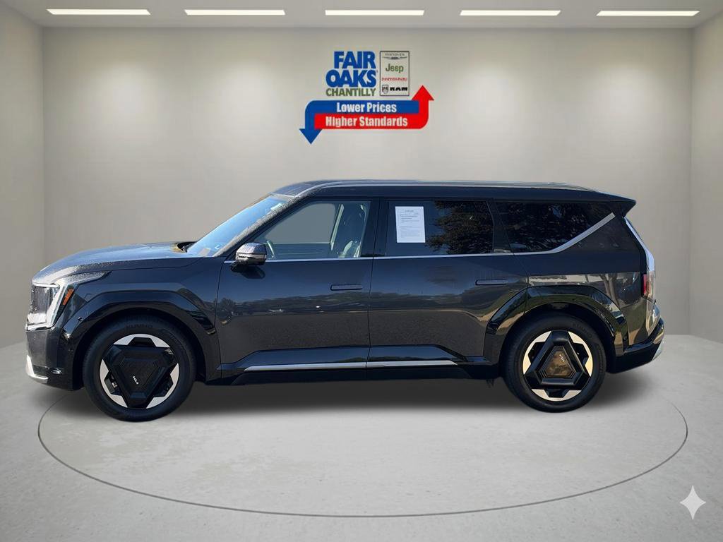 Used 2024 Kia EV9 Land AWD/4WD image 12