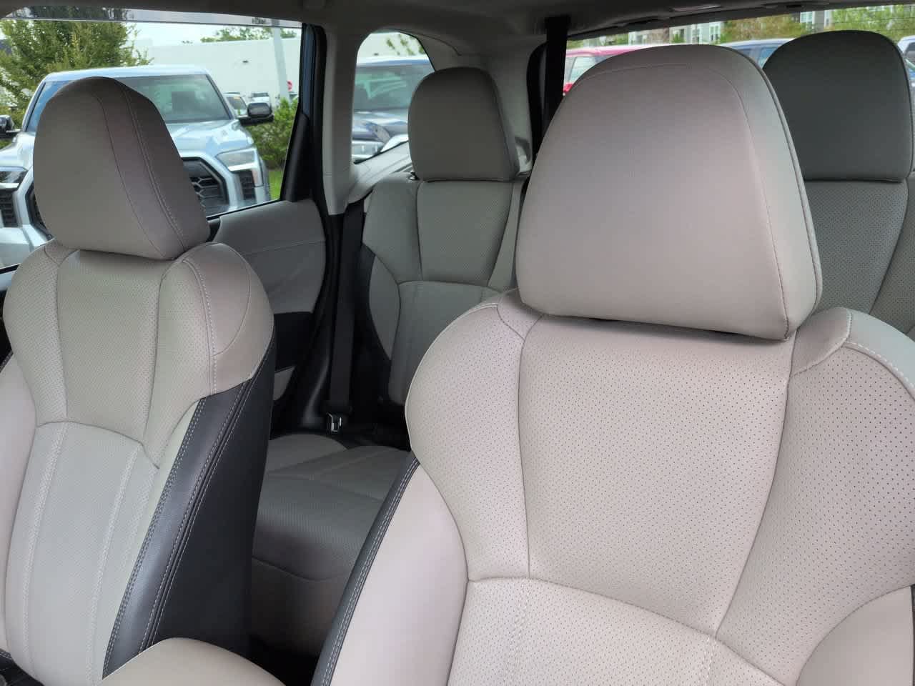 Used 2023 Subaru Forester Limited AWD/4WD image 8