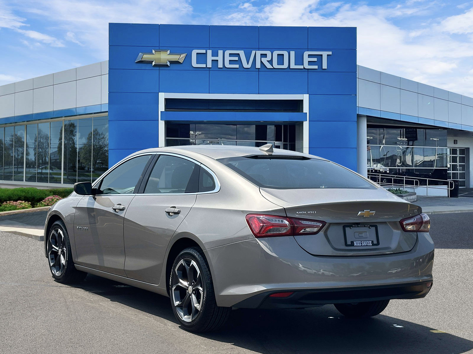 Certified 2022 Chevrolet Malibu LT FWD image 3