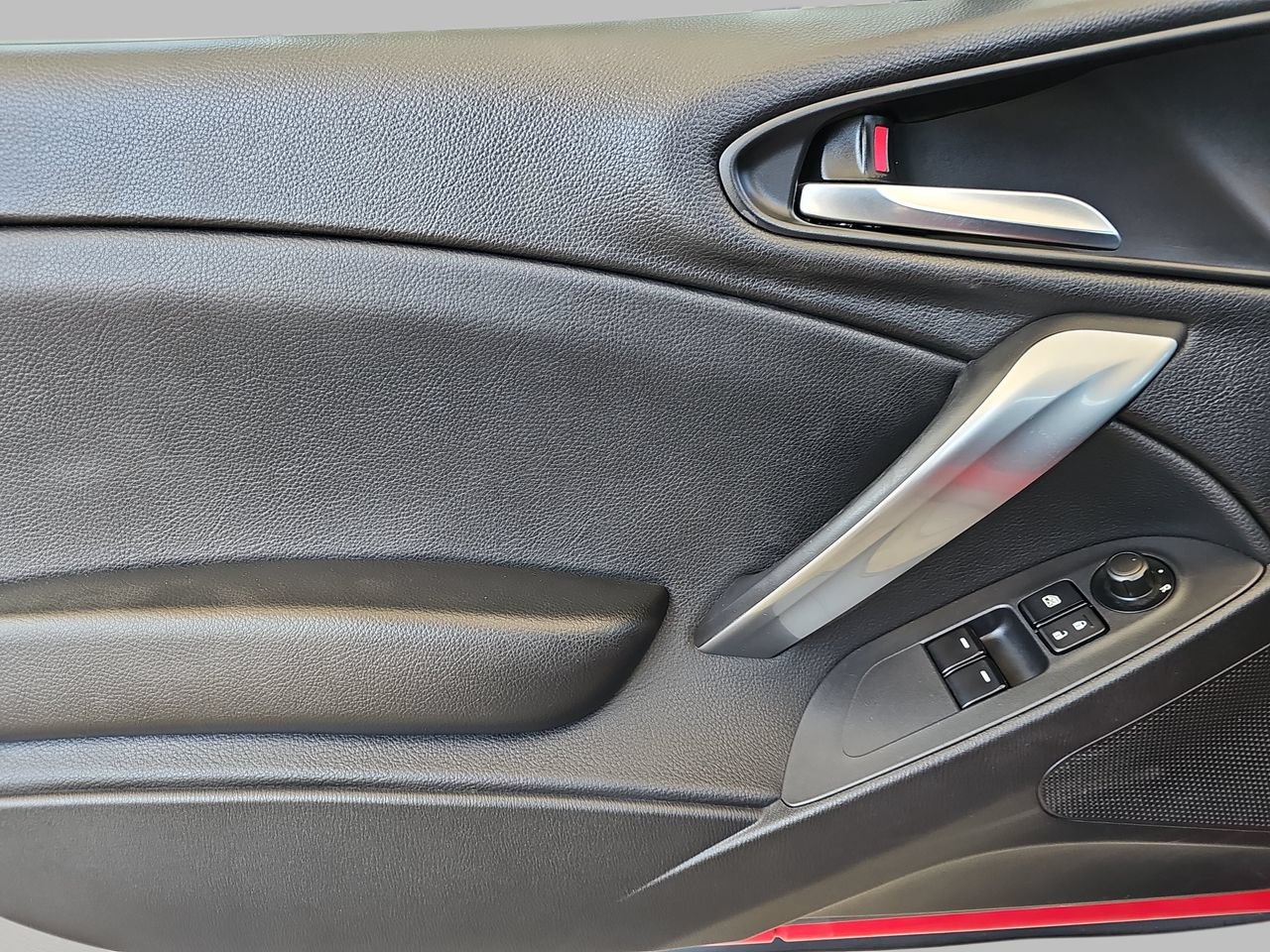 Used 2017 FIAT 124 Spider Abarth RWD image 29