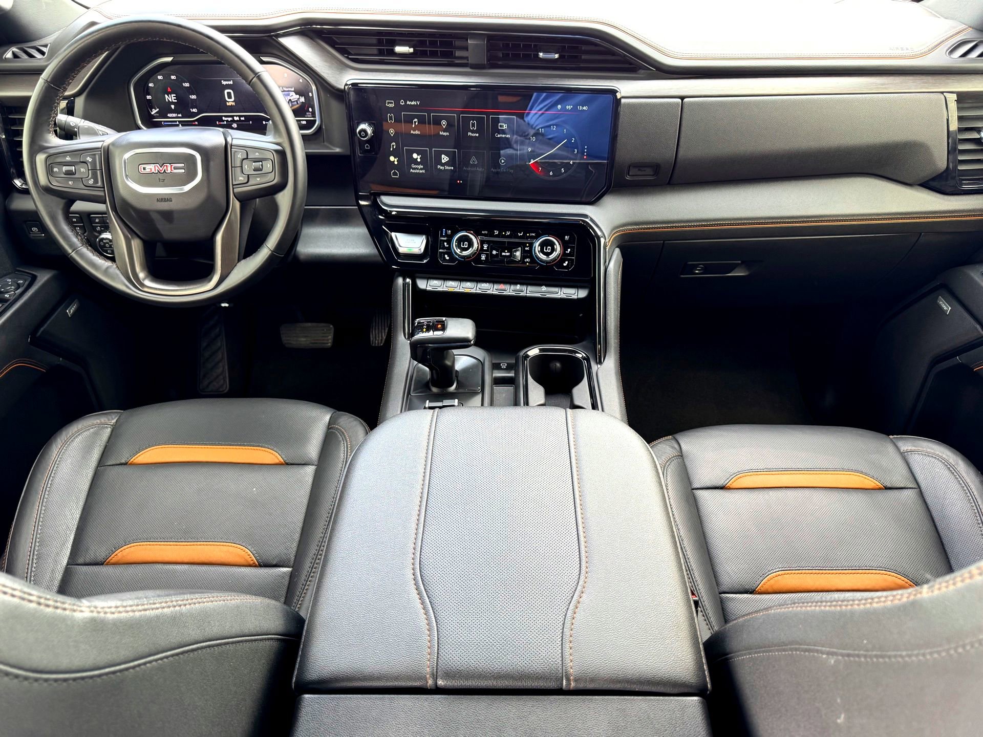 Used 2024 GMC Sierra 1500 AT4 w/ Technology Package AWD/4WD image 22
