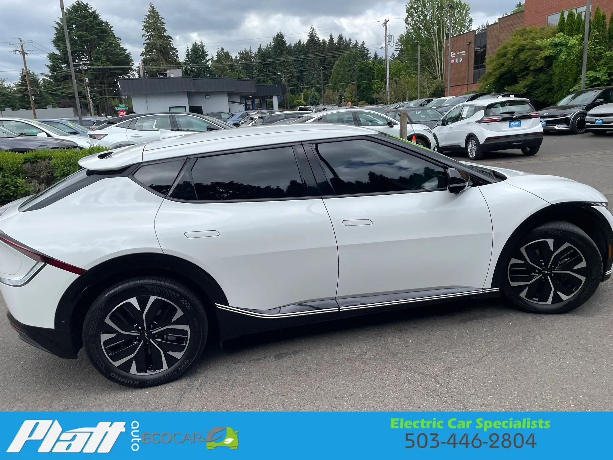 Used 2022 Kia EV6 Wind w/ Wind Technology Package AWD/4WD image 12