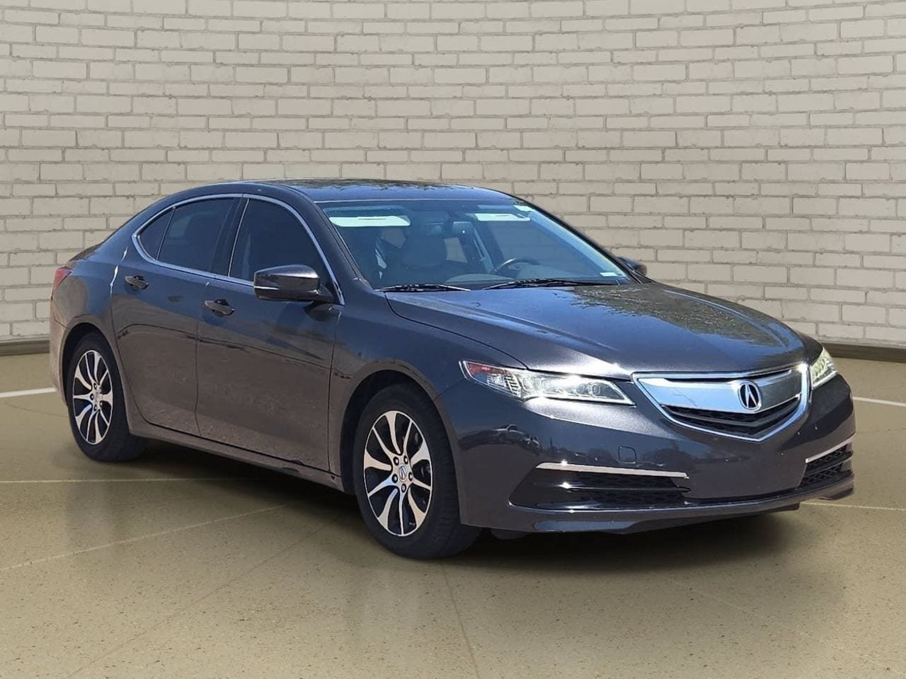 Used 2016 Acura TLX FWD image 3