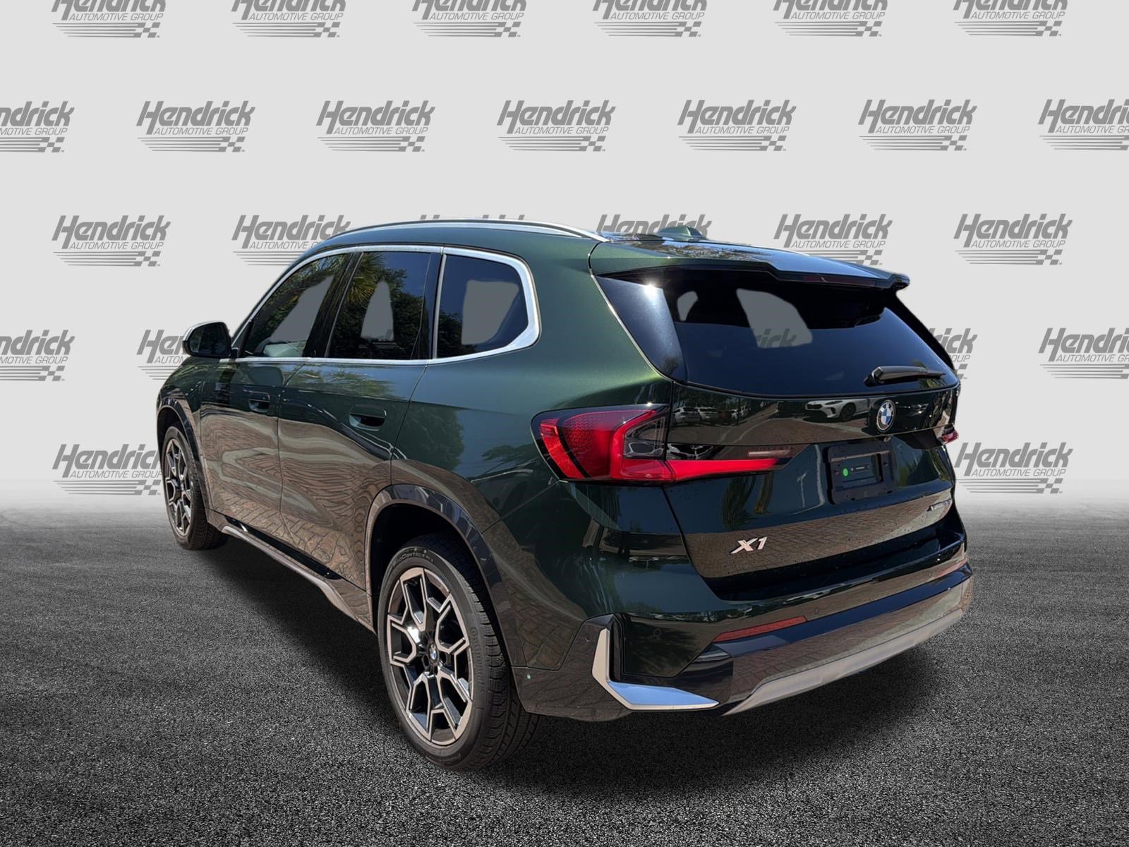 Used 2024 BMW X1 xDrive28i AWD/4WD image 8