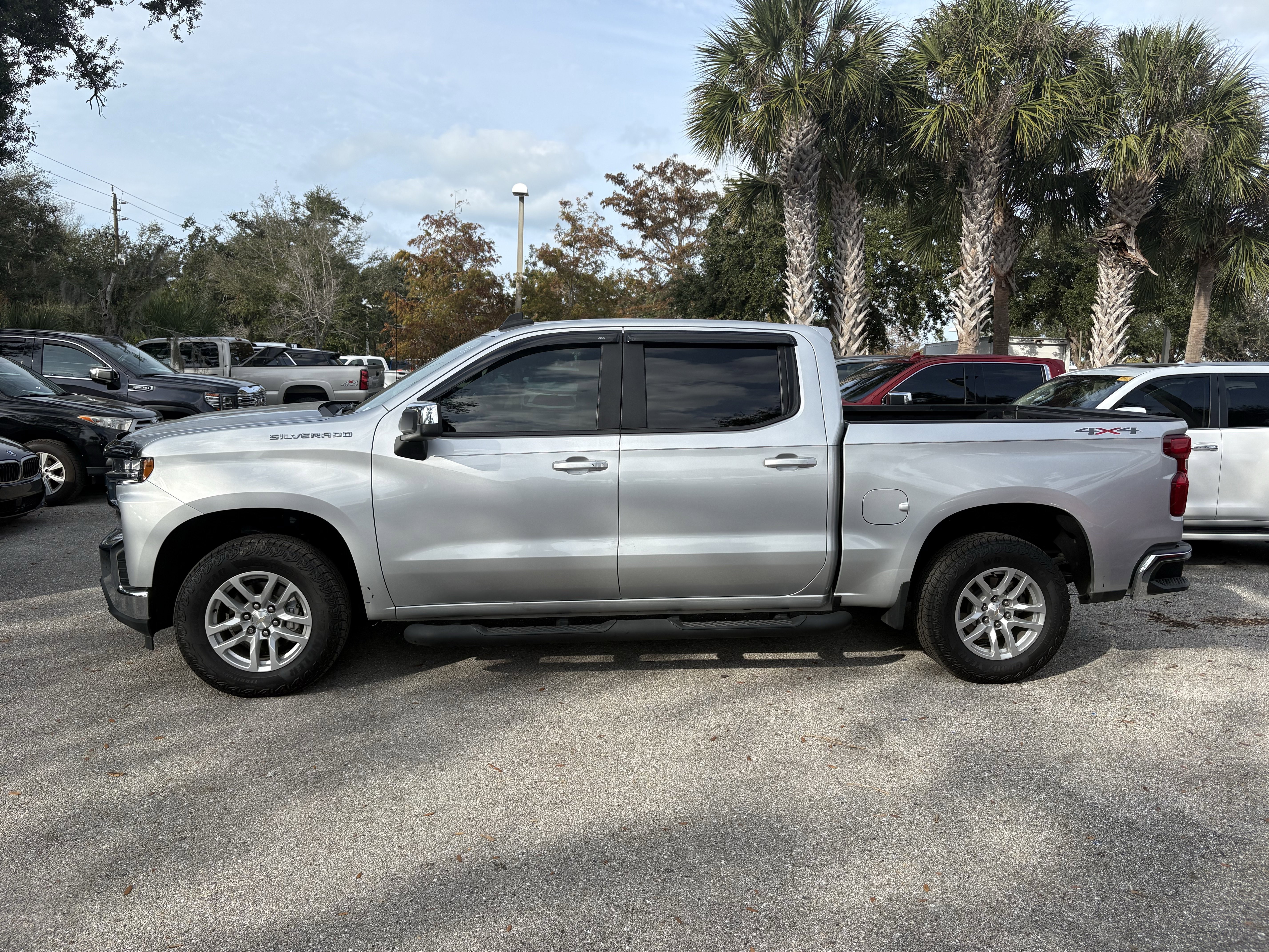 Certified 2022 Chevrolet Silverado 1500 LT image 4