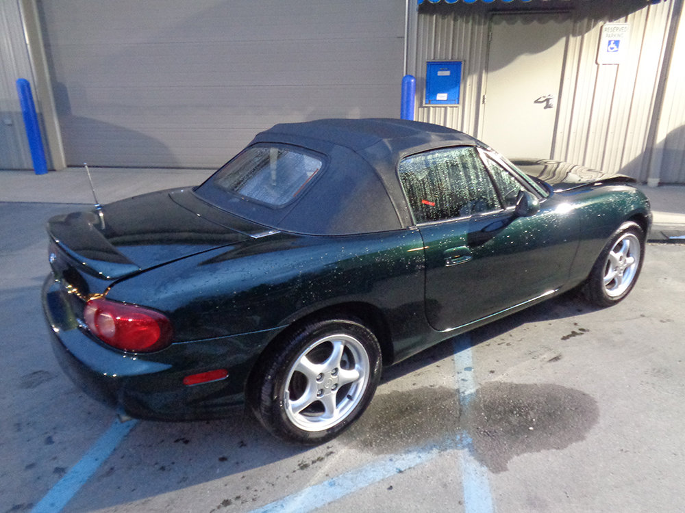 Used 2002 MAZDA MX-5 Miata RWD image 5