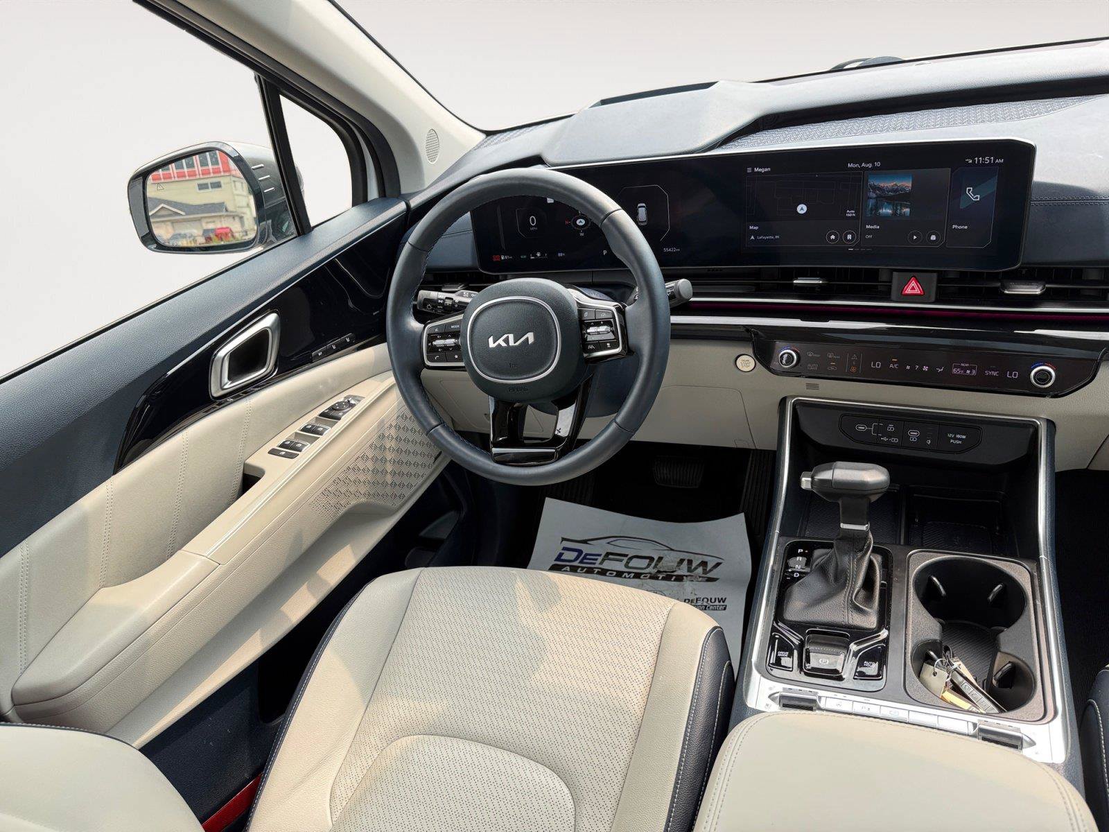 Used 2025 Kia Carnival SX Prestige FWD image 11