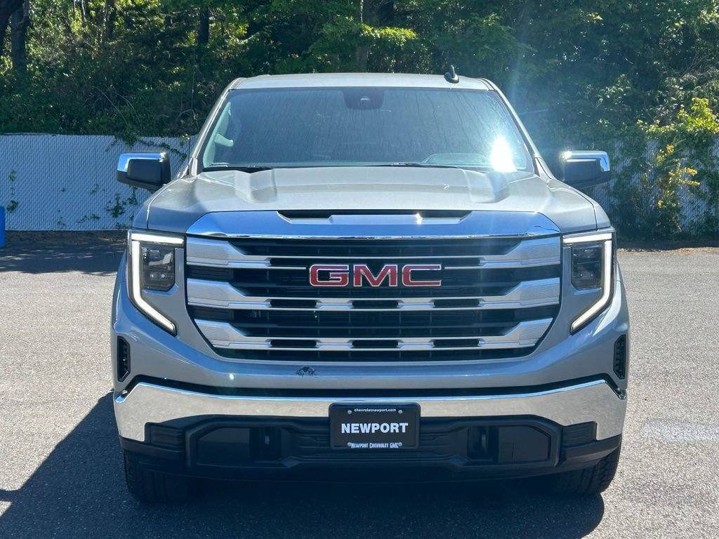 New 2026 GMC Sierra 1500 SLE w/ X31 Off-Road Package AWD/4WD image 2
