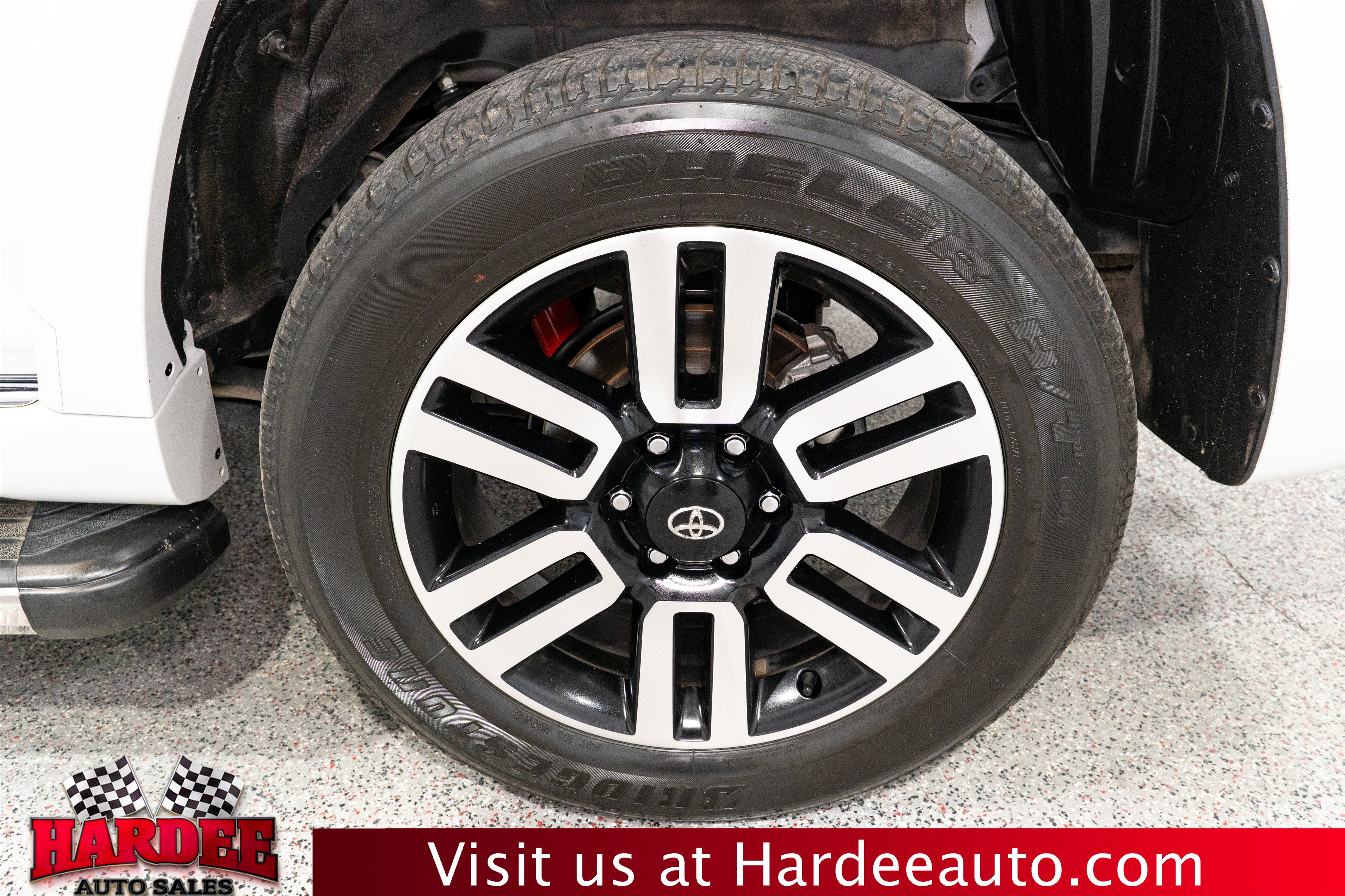 Used 2024 Toyota 4Runner Limited AWD/4WD image 10