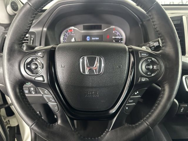 Used 2018 Honda Pilot Touring image 11