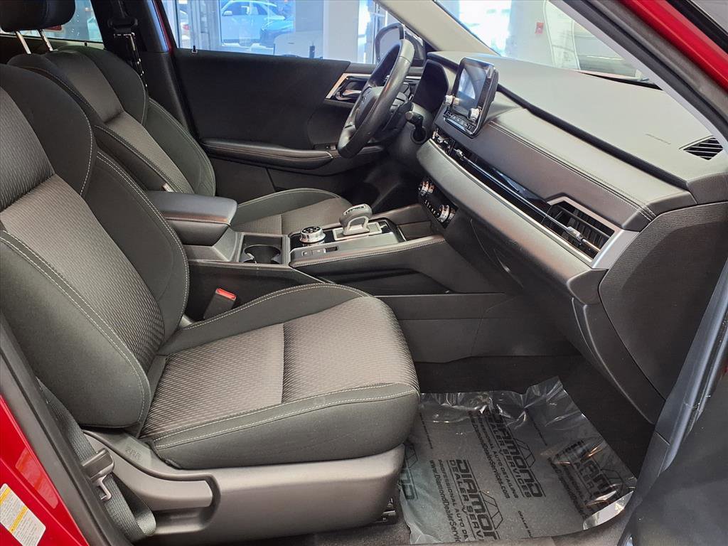 Used 2022 Mitsubishi Outlander ES image 10