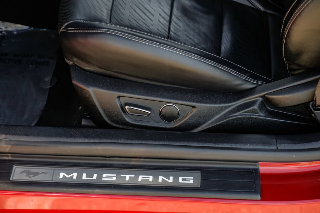 Used 2019 Ford Mustang GT Premium w/ GT Performance Package RWD image 33