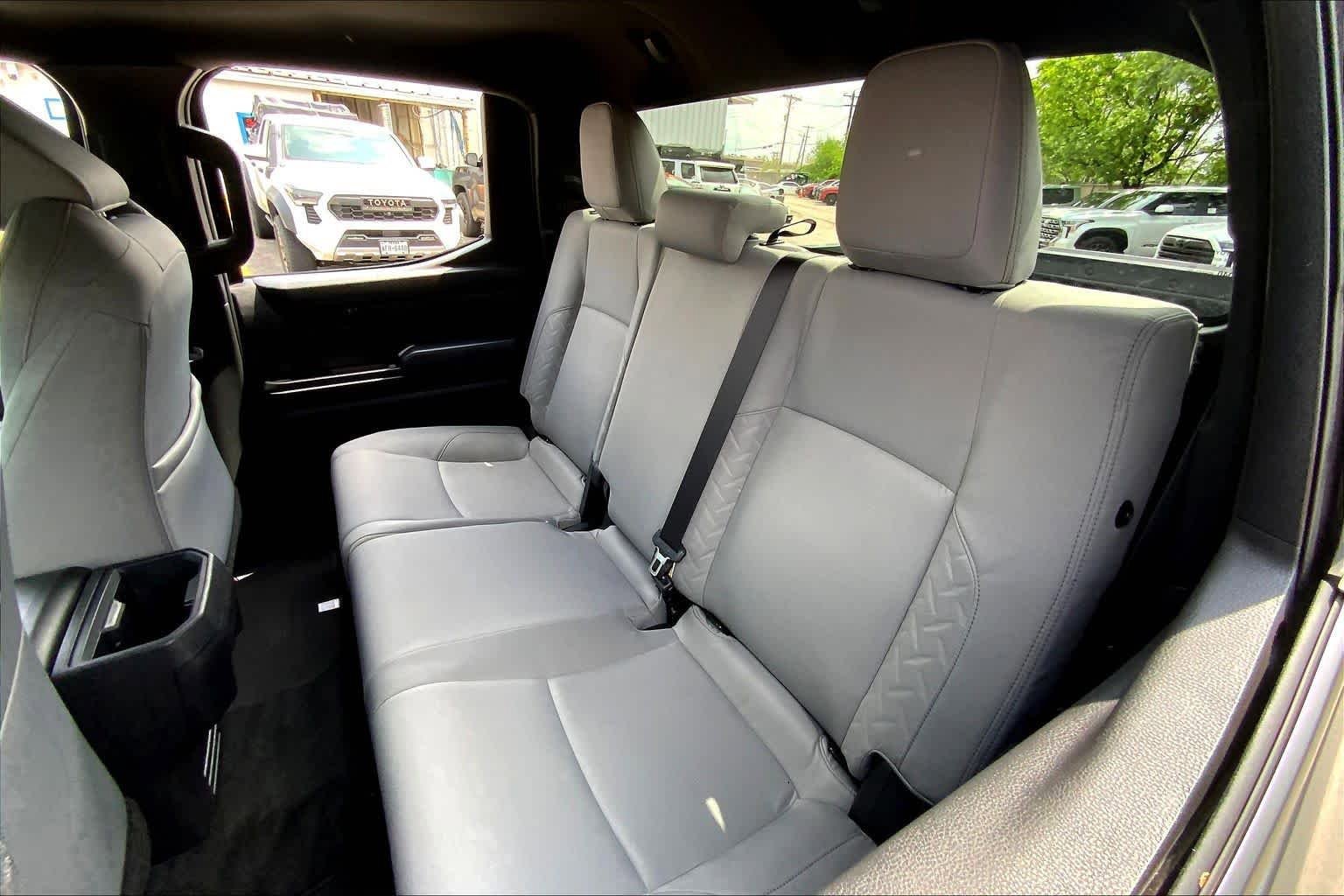 Used 2025 Toyota Tacoma SR5 RWD image 18
