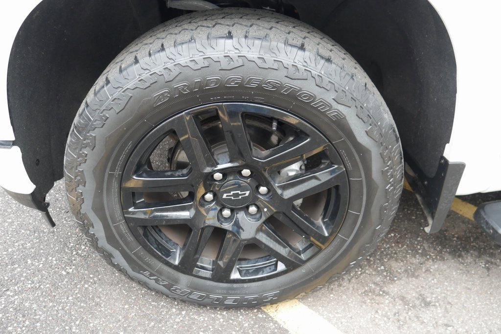 Used 2022 Chevrolet Silverado 1500 RST w/ LPO, Blackout Package image 30