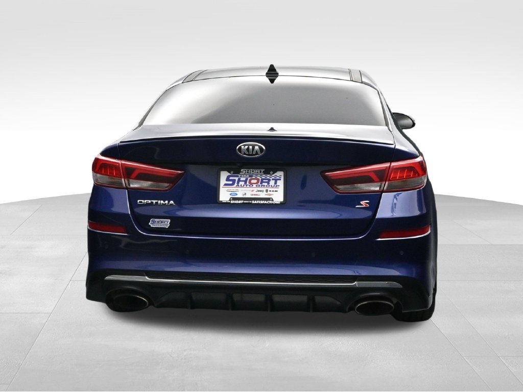 Used 2019 Kia Optima S w/ S Panoramic Sunroof Package FWD image 4