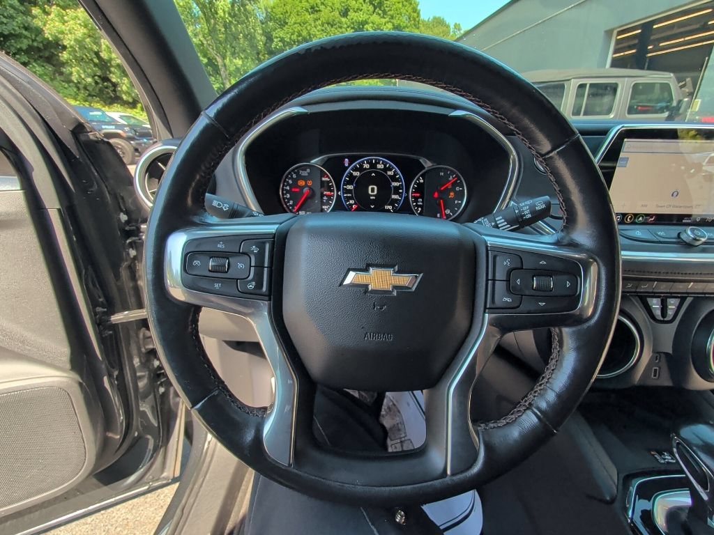 Used 2019 Chevrolet Blazer Premier w/ Sun and Wheels Package AWD/4WD image 19