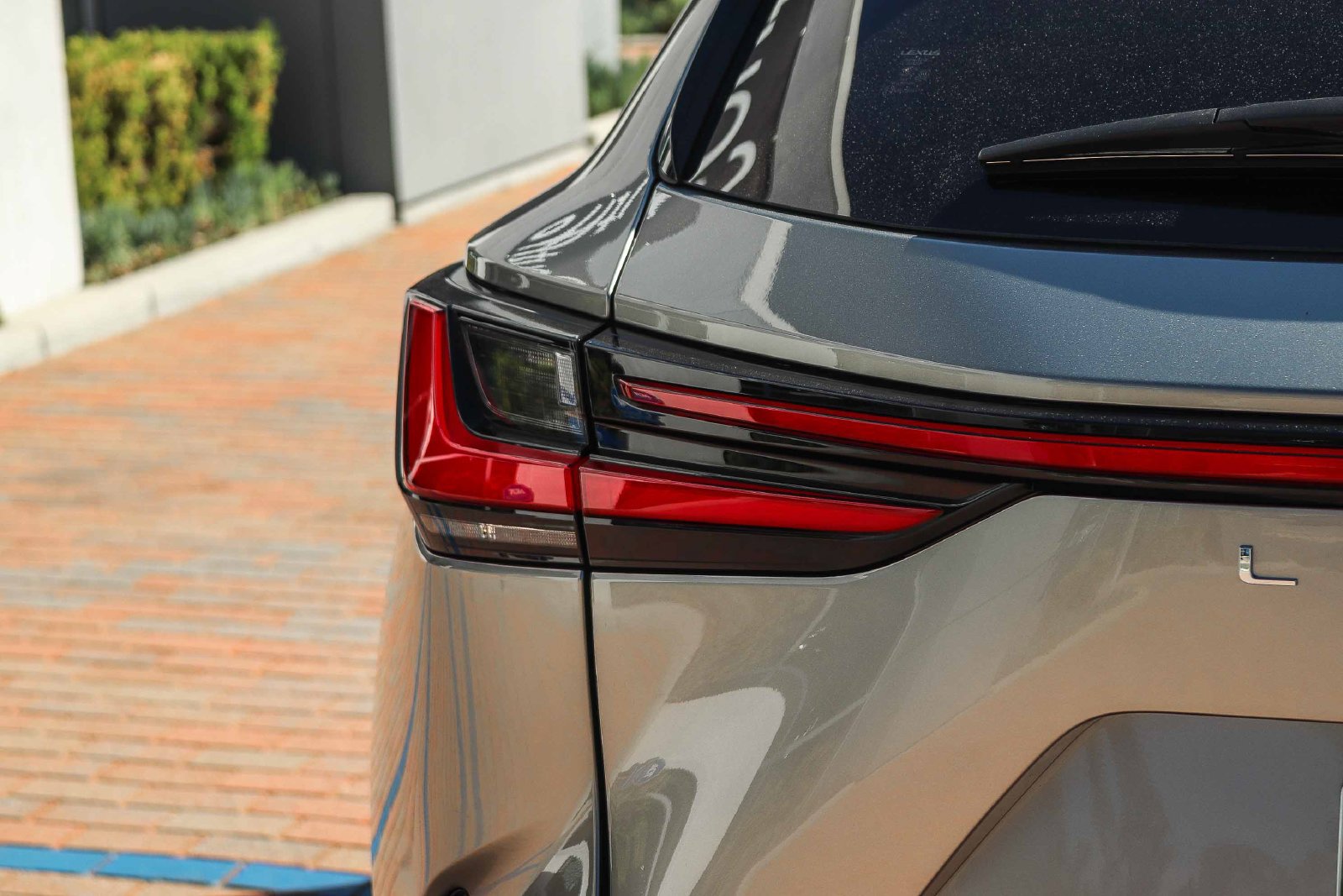 Used 2024 Lexus NX 350h AWD image 7