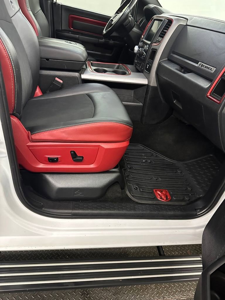 Used 2016 RAM 1500 Rebel w/ Luxury Group image 43