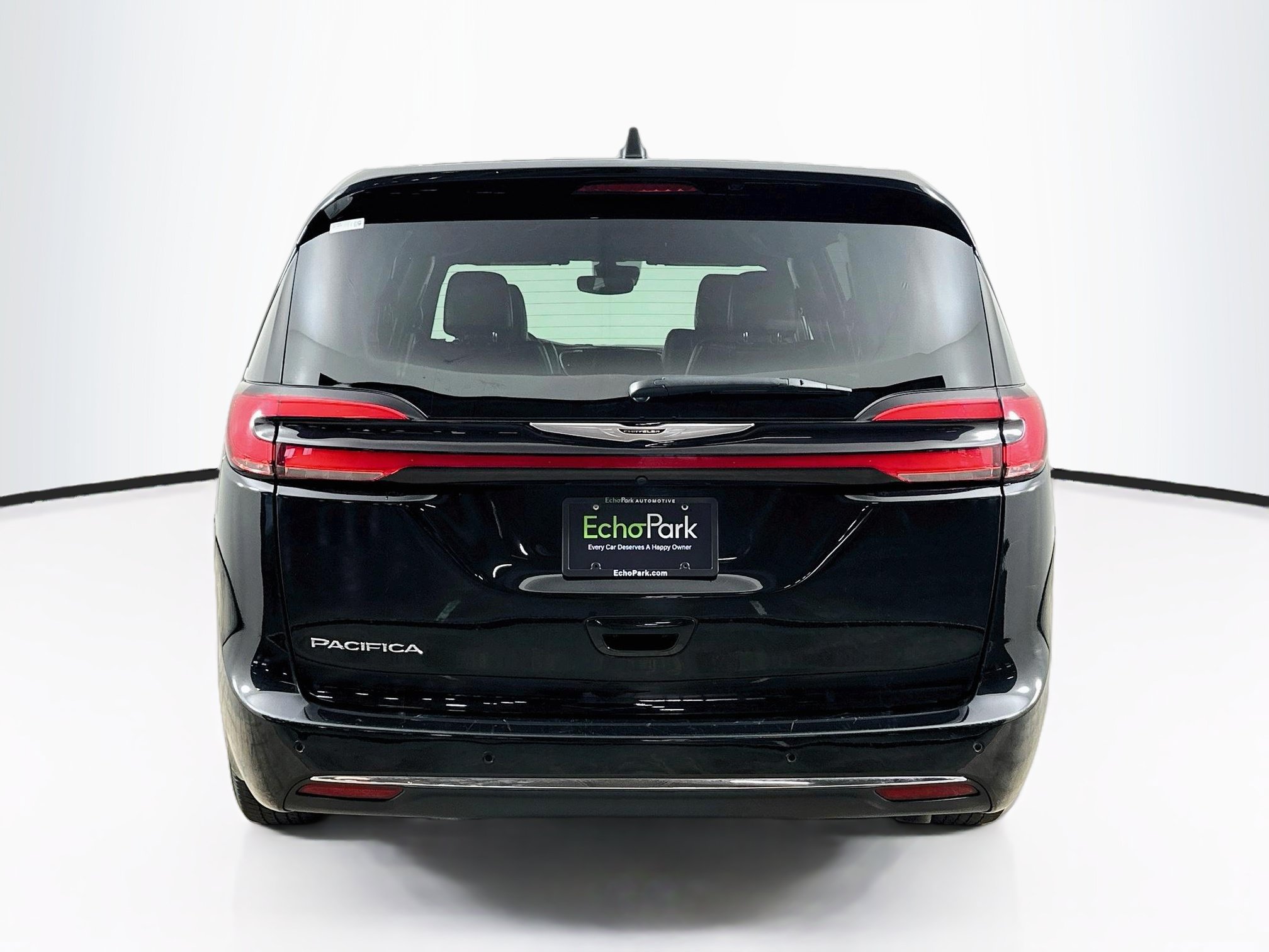 Used 2025 Chrysler Pacifica Select FWD image 7