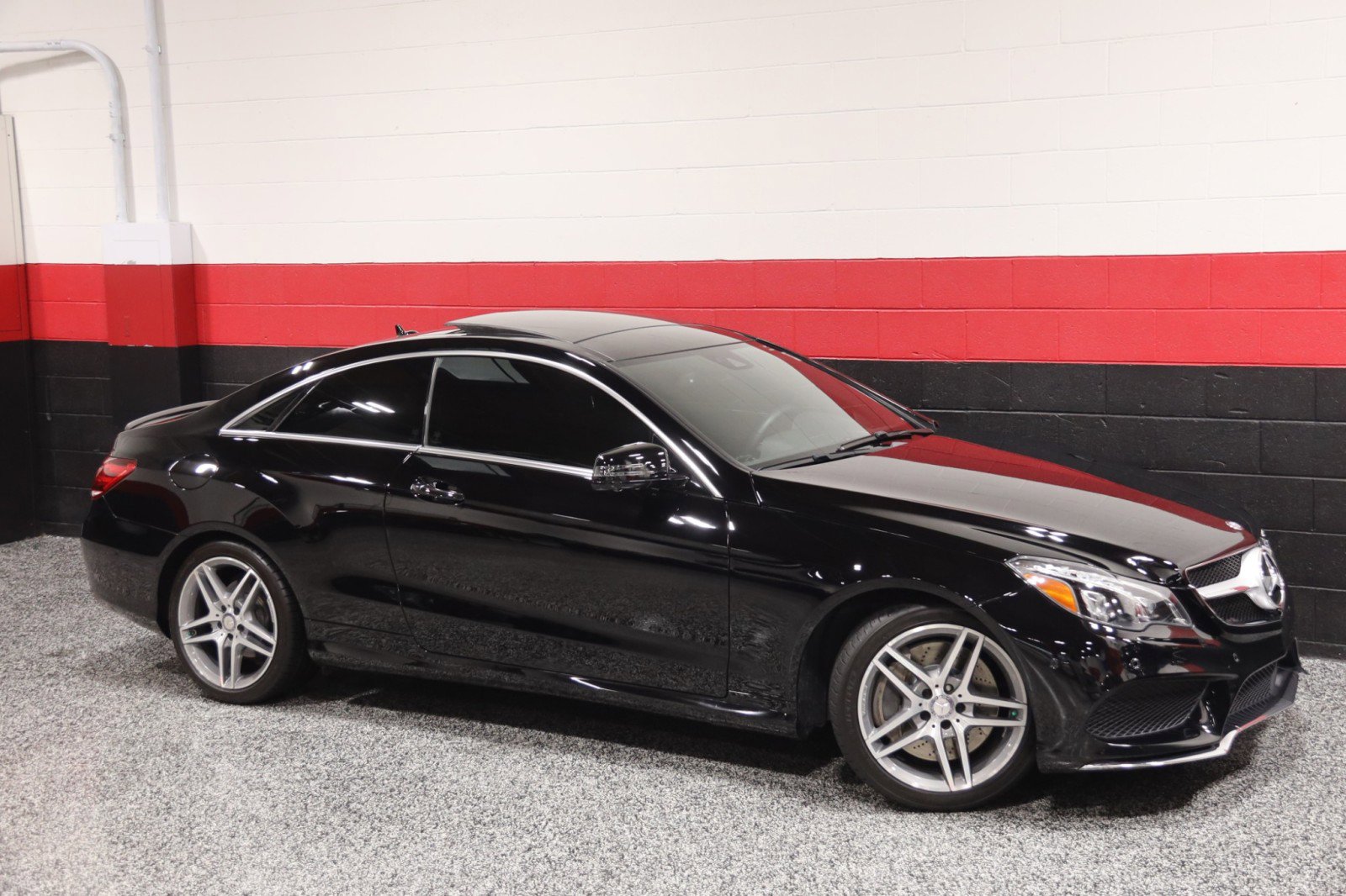 Used 2014 Mercedes-Benz E 550 Coupe image 2