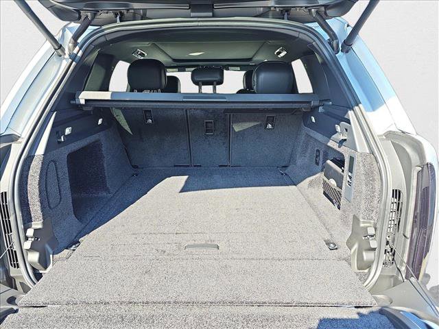 New 2025 Land Rover Range Rover SE image 12