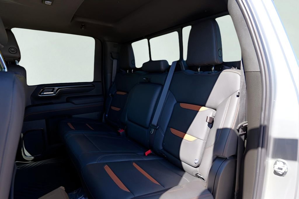 New 2025 GMC Sierra 2500 AT4 w/ AT4 Premium Plus Package image 23