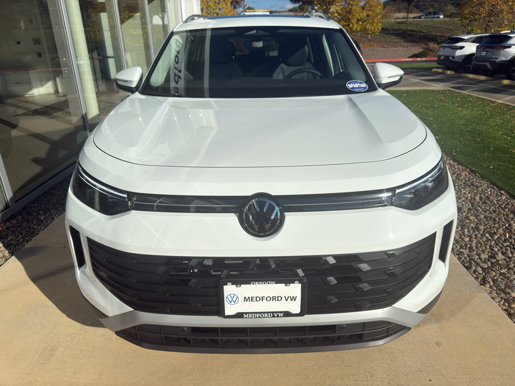 New 2026 Volkswagen Tiguan SE image 2