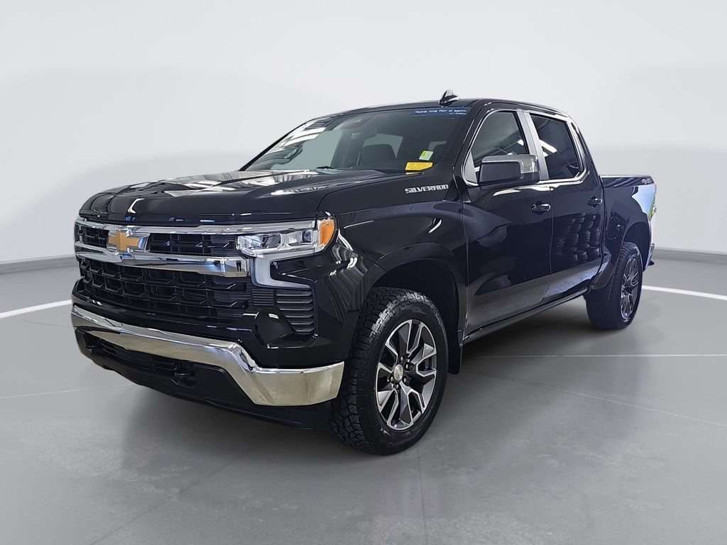 Certified 2024 Chevrolet Silverado 1500 LT AWD/4WD image 9