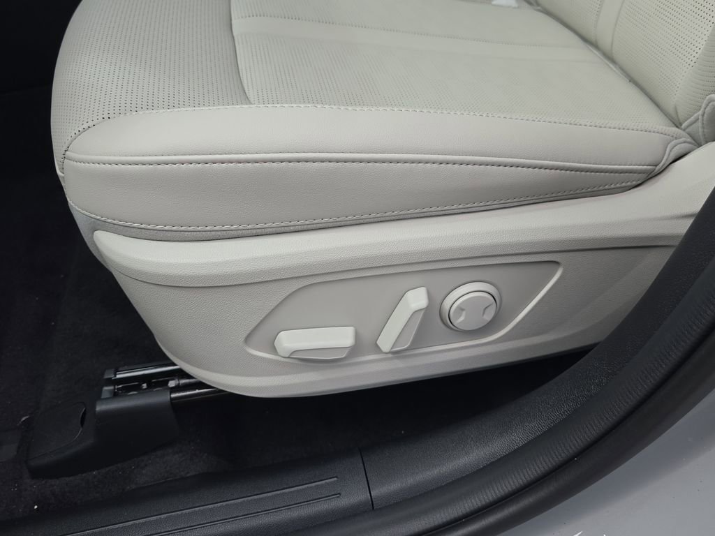 New 2026 Kia Sorento S FWD image 20