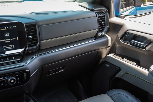 Used 2025 Chevrolet Silverado 1500 ZR2 w/ Technology Package AWD/4WD image 37