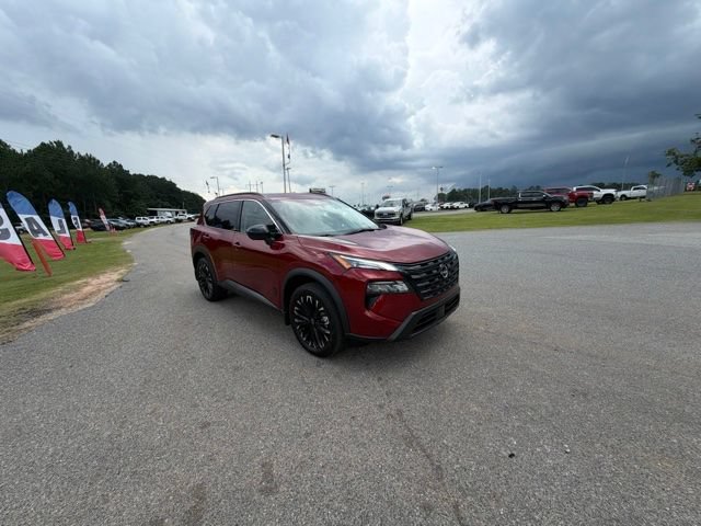 Used 2026 Nissan Rogue Dark Armor FWD video 1