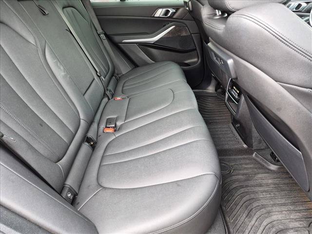 Used 2022 BMW X5 xDrive40i AWD/4WD image 21