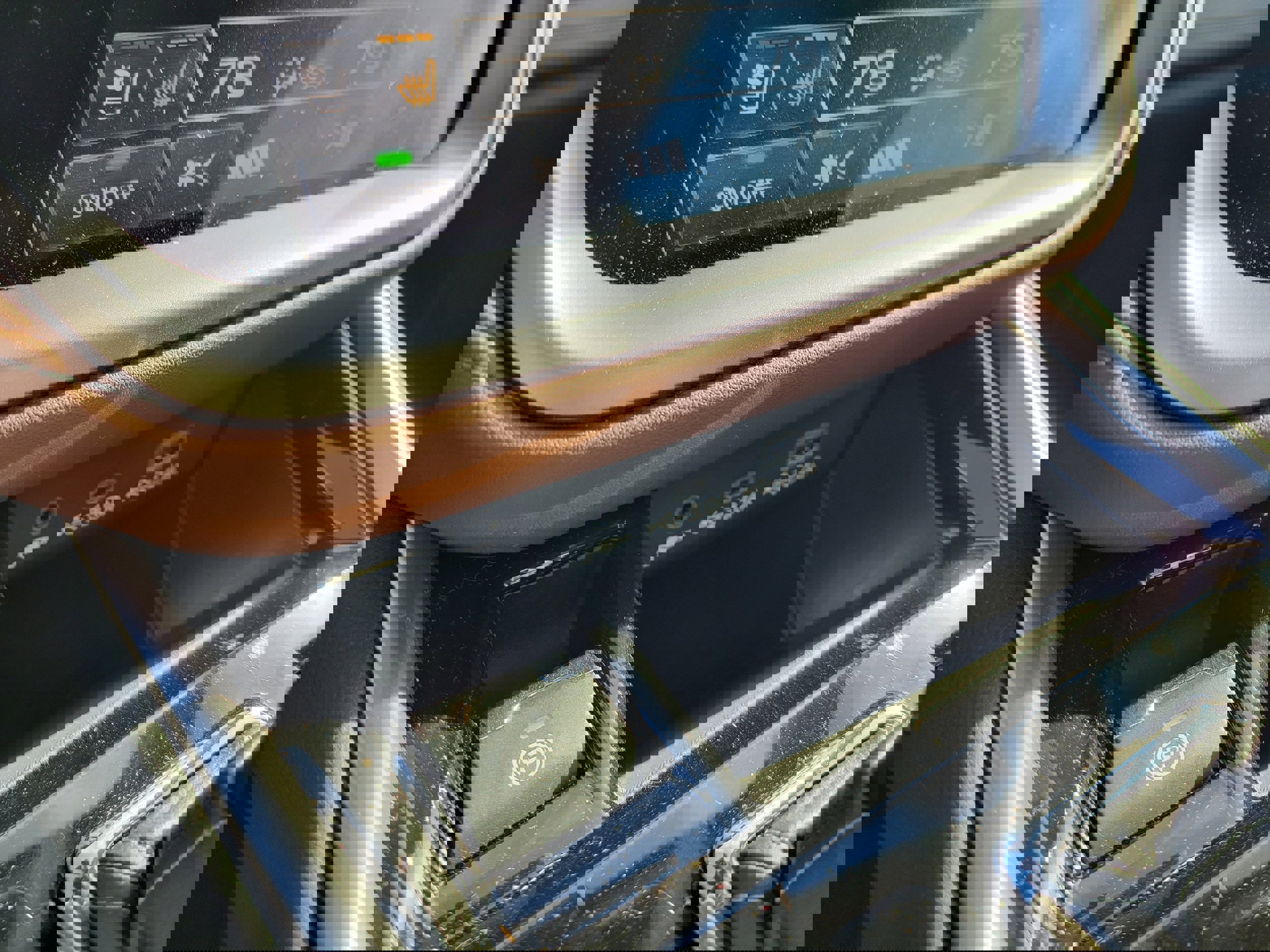 Used 2025 Subaru Outback Touring XT w/ Popular Package #2 image 21