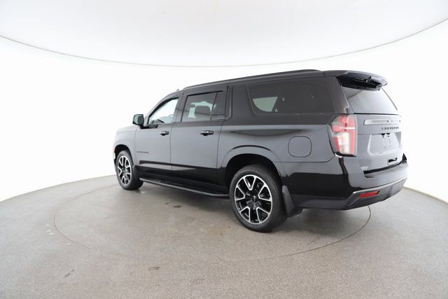 Used 2022 Chevrolet Suburban RST w/ Luxury Package image 10