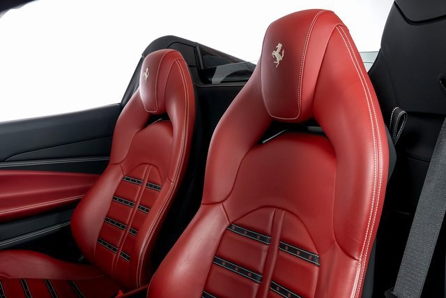 Used 2022 Ferrari F8 Tributo image 20